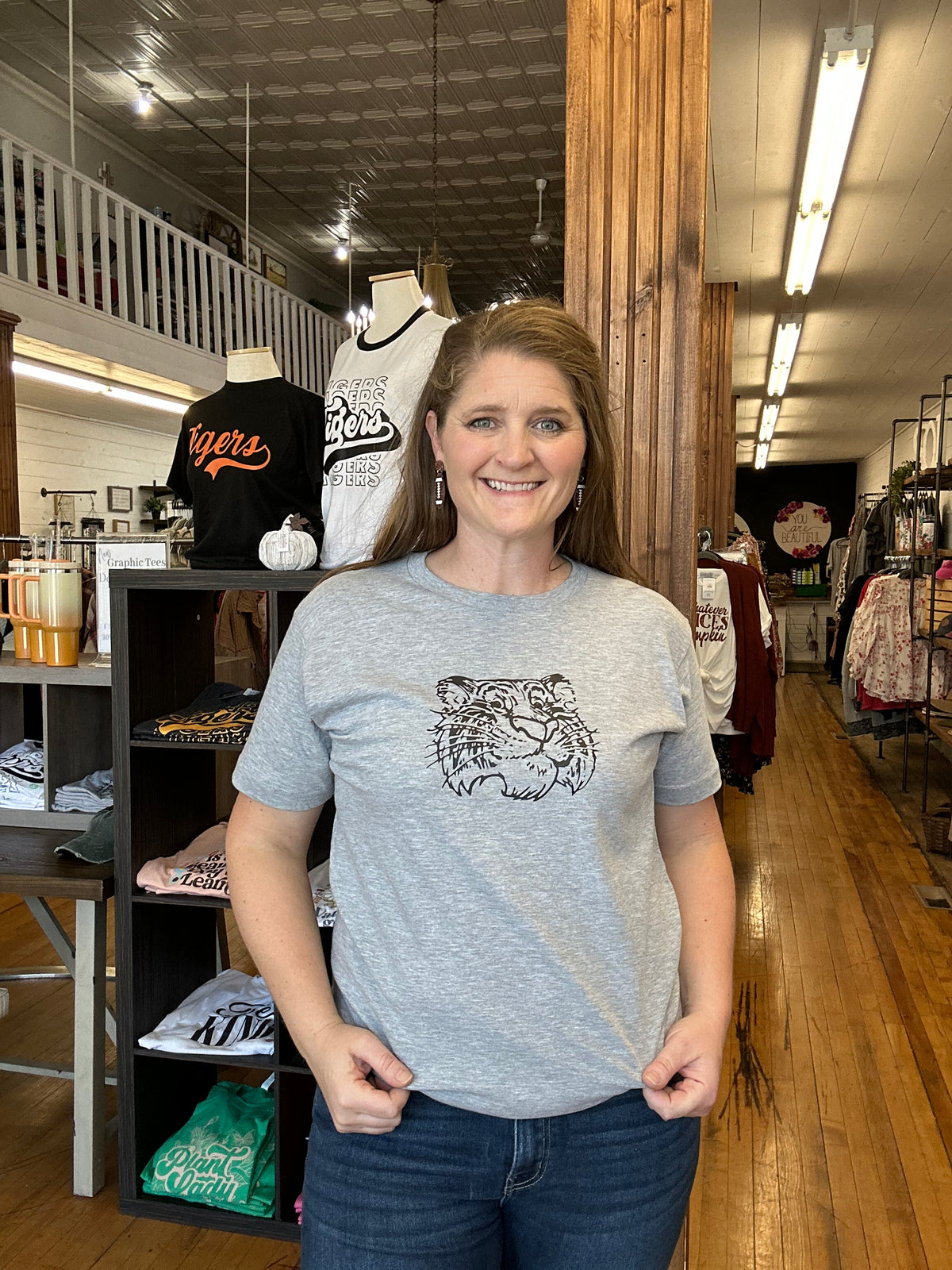 Gray Tee With Tiger Head Graphic